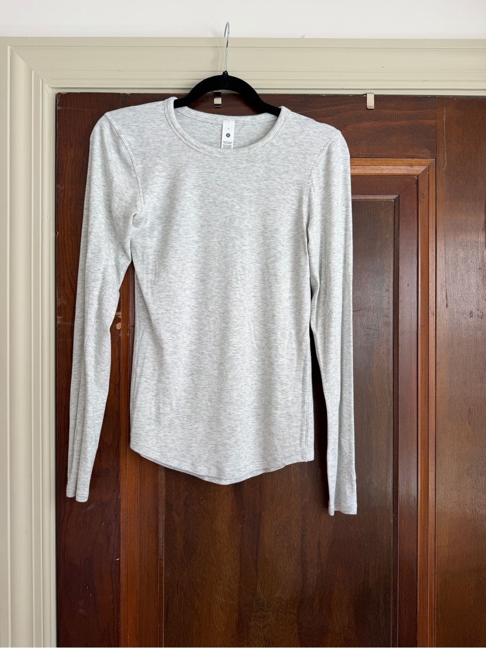 lululemon athletica Heather Light Gray Long Sleeve Crew